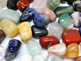 泰国华欣市发生两起爆炸１死２０伤