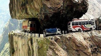 【组图】中国的“死亡公路”