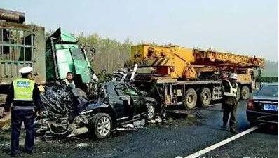 中国车祸为什么那么多?