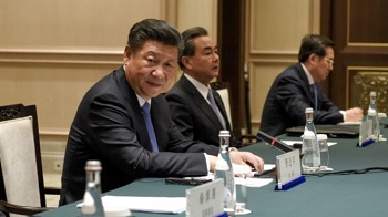 习近平会打破中共权力交接的惯例吗？