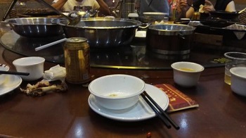 中国正在崛起，还是正在裸奔