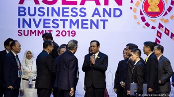 东盟能携手六国打造全球最大自贸区吗