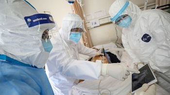 黄秘（Mi Huang）：抗议中共限制民众言论自由，导致新冠病毒疫情失控Protesting against the CCP's restrictions on people's freedom of speech, Leading to a New Coronavirus Outbreak