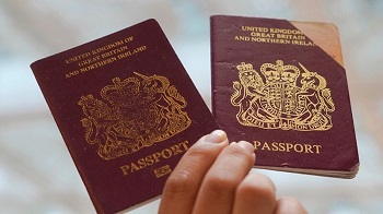 港府说了不算！英美加承认BNO护照