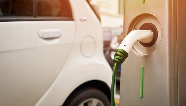 中国寻求引领电动车监管 国际车厂希望相关要求更明朗