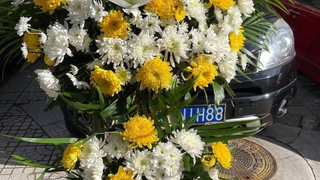 鮑彤告別式戒備森嚴 自由派人士被禁止出席