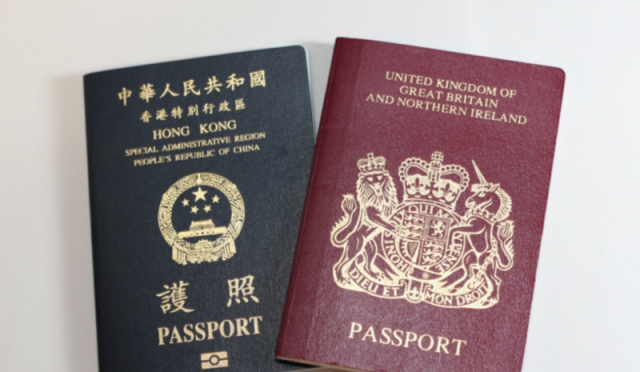 在英港人感保障公民参与措施不足 忧虑申领香港证件有危险