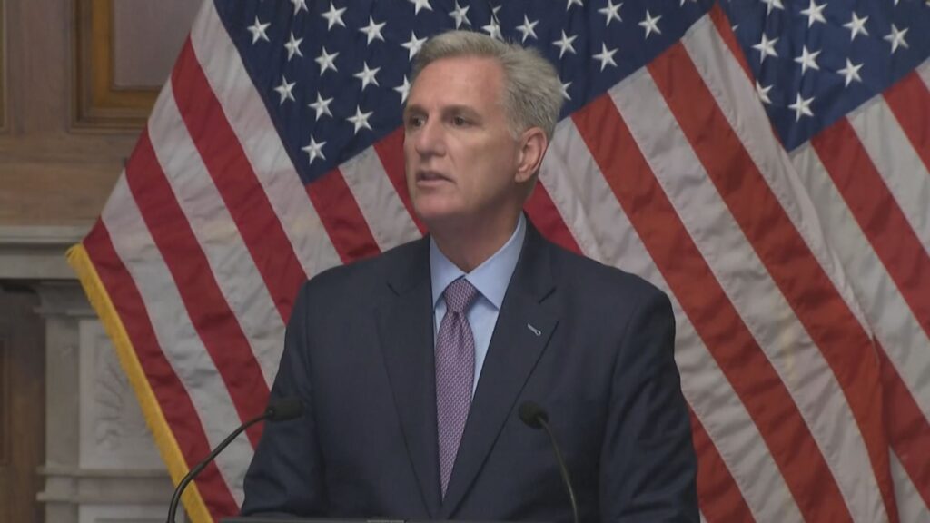 美國眾院前議長麥卡錫宣布辭議員 年底離開國會