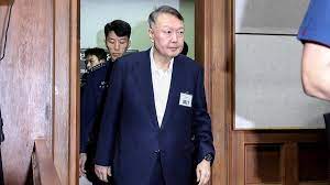 韩国前总统尹锡悦涉妨害公务案一审判刑5年