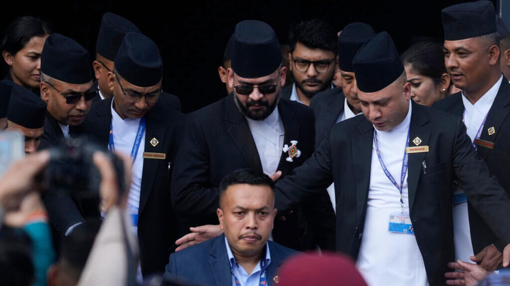 尼泊尔调查委员会建议追究前总理镇压民间抗议的刑事责任