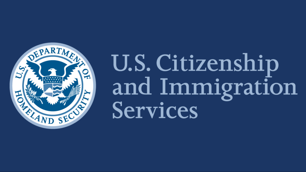 美国移民局恢复受理部分庇护申请，阿富汗签证申请仍暂停