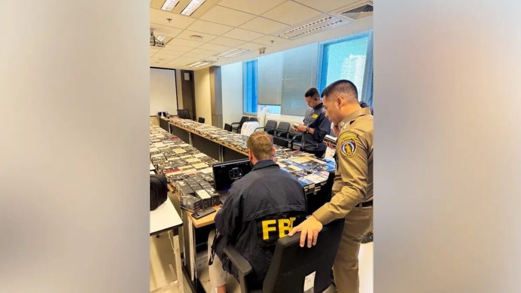 FBI在打击跨洲“诈骗窝点”行动中查获创纪录的80亿美元加密货币