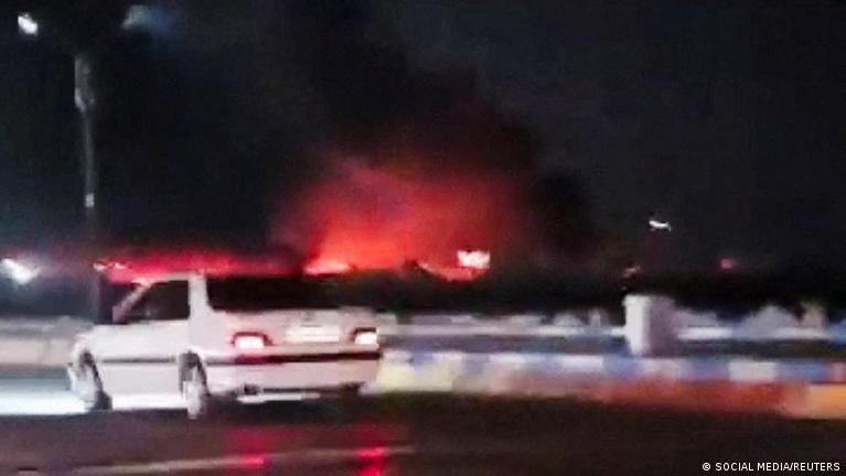 美国空袭伊朗、撤售油许可 特朗普：谅解备忘录“已终结”